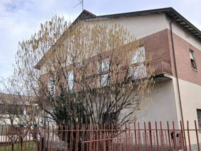 Villa Indipendente in vendita a Re, Reggio Emilia