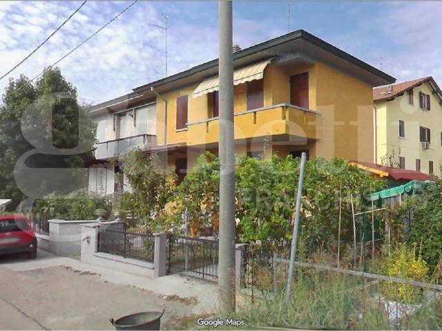 Villa Indipendente in vendita a San Prospero Strinati, Re
