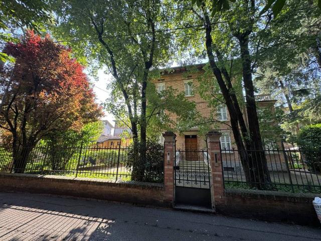 Villa Indipendente in vendita a Santo Stefano città, Re