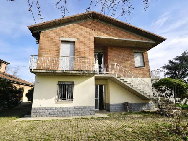 Villa Indipendente in vendita a Canali, Reggio Emilia