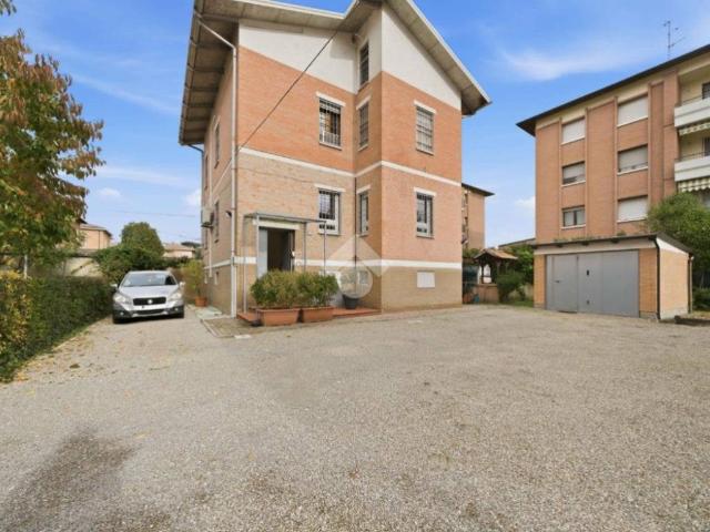 Villa Indipendente in vendita a Re, Reggio Emilia