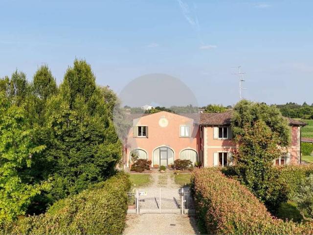 Villa Indipendente in vendita a Rivalta, Re