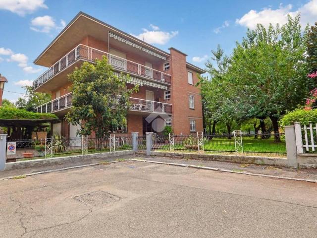 Villa Indipendente in vendita a Roncina, Re