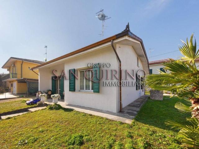 Villa Indipendente in vendita a Bassa Reggiana, Re