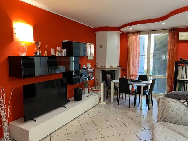 Villa Indipendente in vendita a Bassa Reggiana, Re
