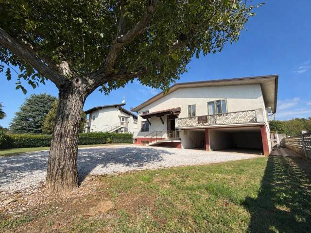 Villa Indipendente in vendita a Orzano / Orçan, Remanzacco / Remanzâs