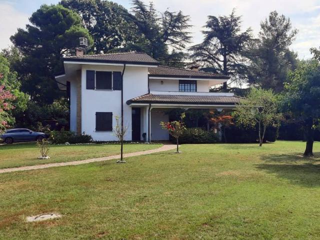 Villa Indipendente in vendita a Remanzacco, Friuli-Venezia Giulia