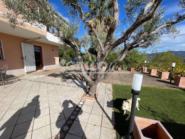 Villa Indipendente in vendita a Calabria, Cosenza