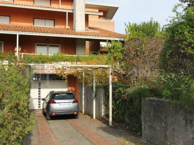 Villa Indipendente in vendita a Calabria, Cosenza