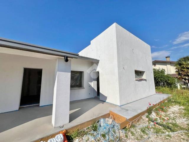 Villa Indipendente in vendita a Castelminio di Resana, Resana