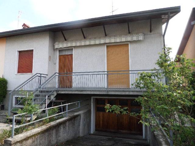 Villa Indipendente in vendita a Folchina, Rescaldina