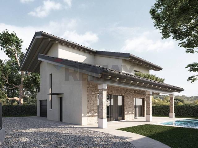 Villa Indipendente in vendita a Rezzato, Lombardia