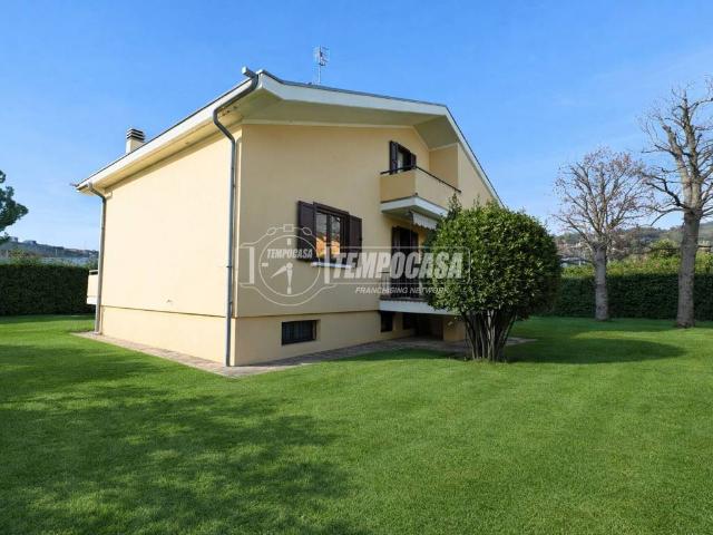 Villa Indipendente in vendita a Treponti, Rezzato