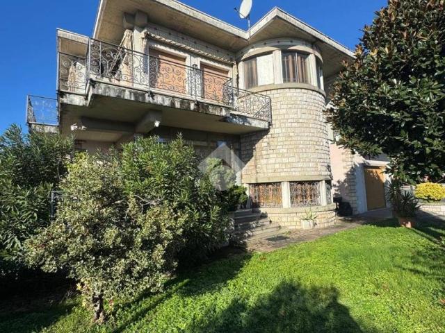Villa Indipendente in vendita a Treponti, Rezzato
