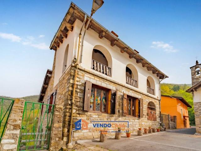 Villa Indipendente in vendita a Rezzo, Liguria