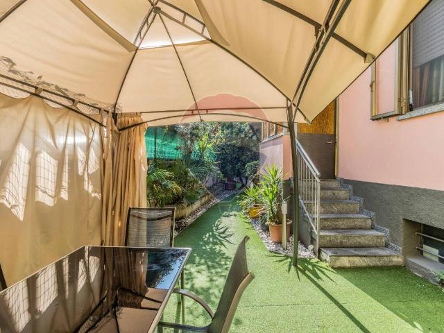 Villa Indipendente in vendita a Rho, Lombardia