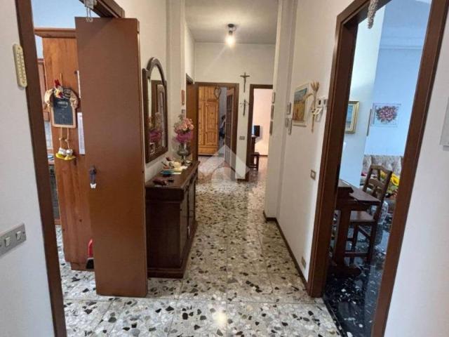 Villa Indipendente in vendita a Rho, Lombardia