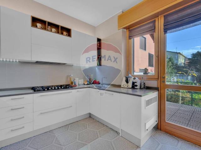 Villa Indipendente in vendita a Lucernate, Rho