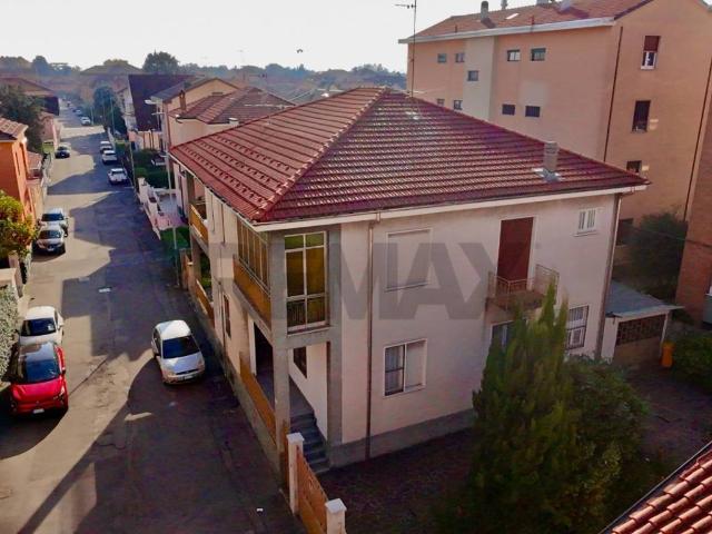 Villa Indipendente in vendita a Lucernate, Rho