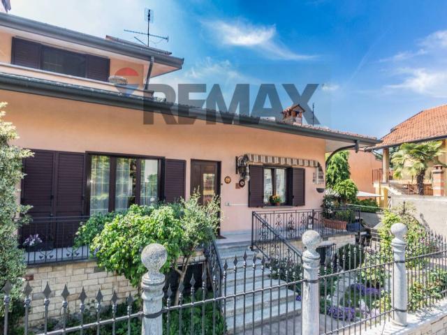Villa Indipendente in vendita a Lucernate, Rho