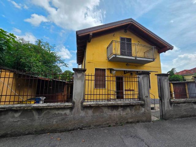 Villa Indipendente in vendita a San Giovanni, Rho