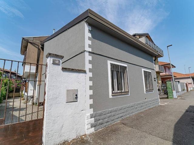 Villa Indipendente in vendita a Lucernate, Rho