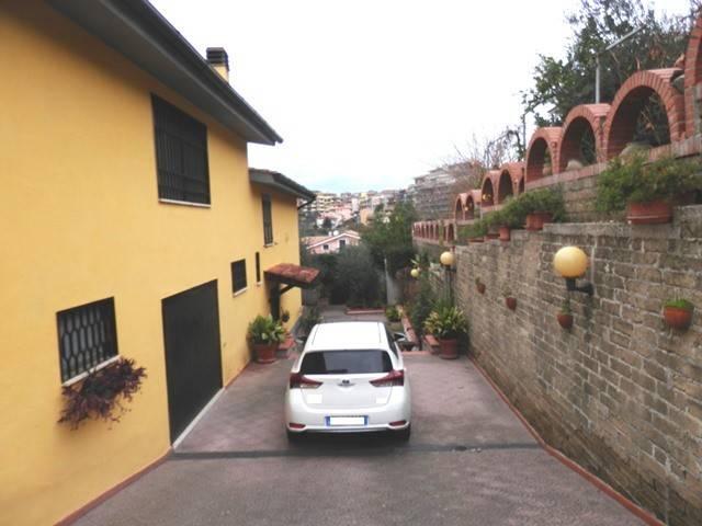 Villa Indipendente in vendita a Roma Capitale, Lazio