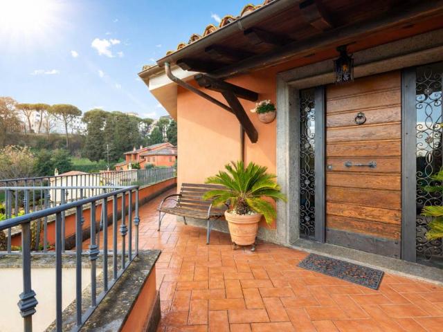 Villa Indipendente in vendita a Roma Capitale, Lazio