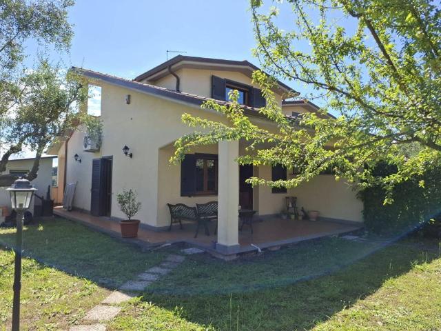 Villa Indipendente in vendita a Roma Capitale, Lazio
