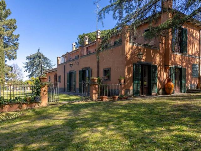 Villa Indipendente in vendita a Roma Capitale, Lazio