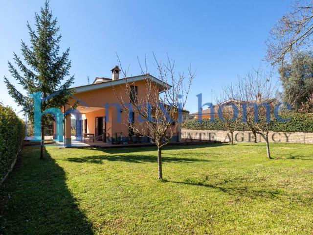 Villa Indipendente in vendita a Quadro, Roma Capitale