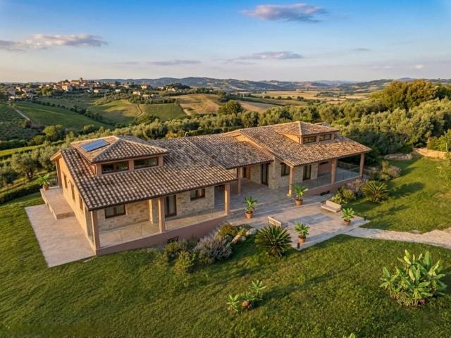 Villa Indipendente in vendita a Roma Capitale, Lazio