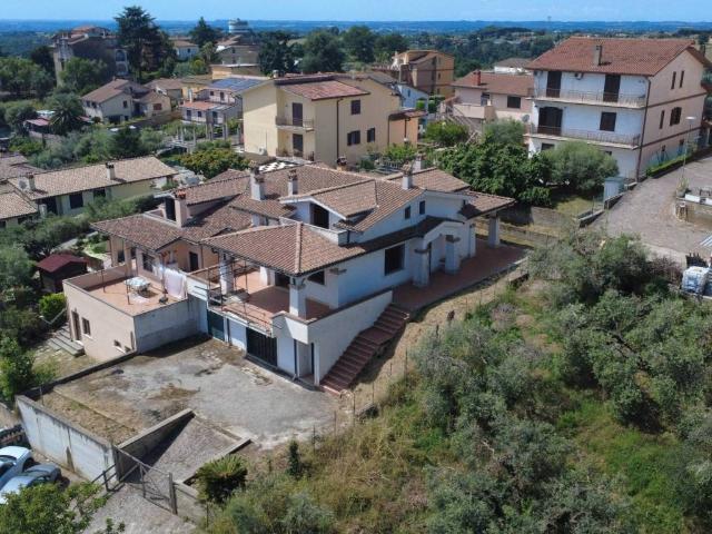 Villa Indipendente in vendita a Roma Capitale, Lazio