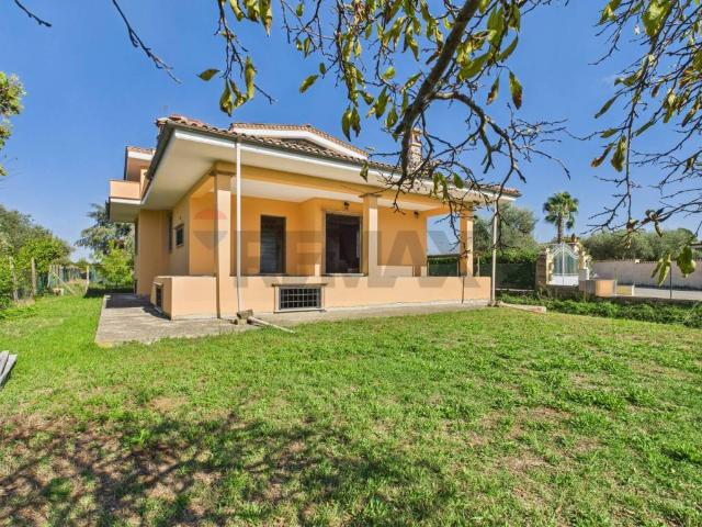 Villa Indipendente in vendita a Roma Capitale, Lazio