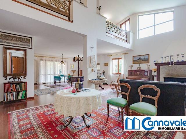 Villa Indipendente in vendita a Roma Capitale, Lazio