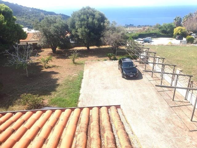 Villa Indipendente in vendita a Ricadi, Vibo Valentia