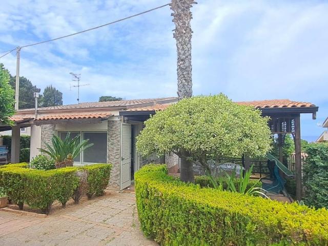 Villa Indipendente in vendita a Calabria, Vibo Valentia