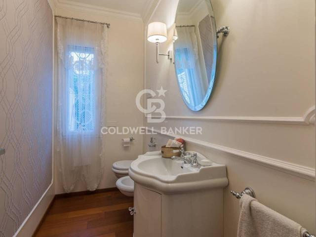 Villa Indipendente in vendita a Alba, Riccione