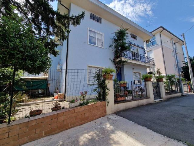 Villa Indipendente in vendita a Abissinia, Riccione