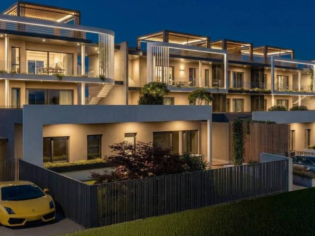 Villa Indipendente in vendita a Riccione, Reggio Emilia