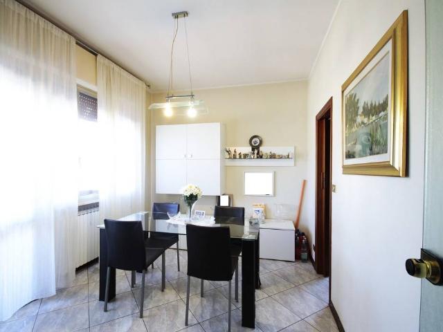 Villa Indipendente in vendita a Riccione, Reggio Emilia