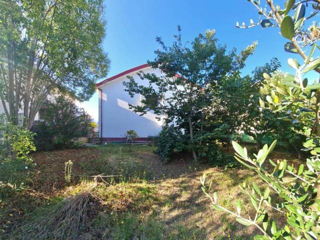 Villa Indipendente in vendita a Riccione, Reggio Emilia