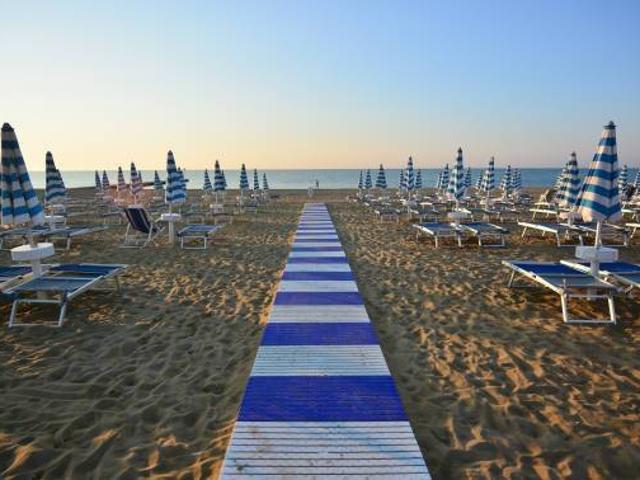Villa Indipendente in vendita a Abissinia, Riccione