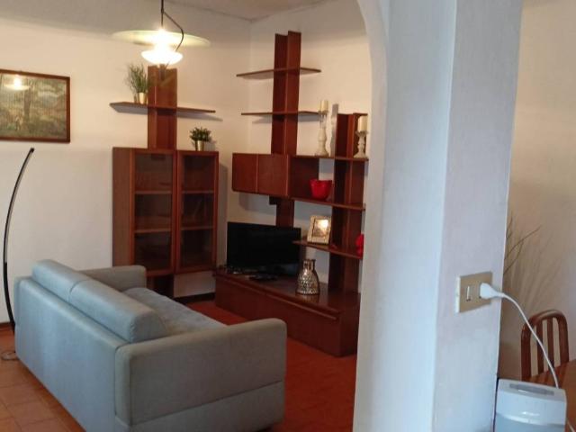 Villa Indipendente in vendita a Riccione, Reggio Emilia