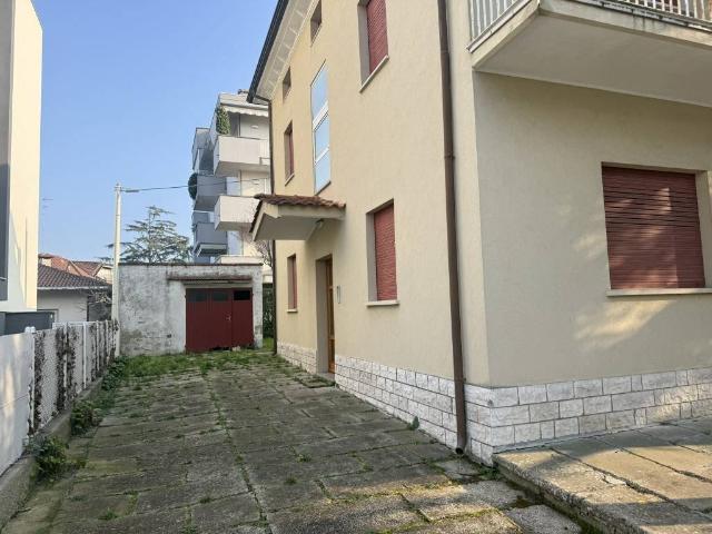 Villa Indipendente in vendita a Abissinia, Riccione