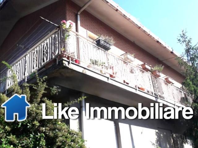 Villa Indipendente in vendita a Riccione, Reggio Emilia