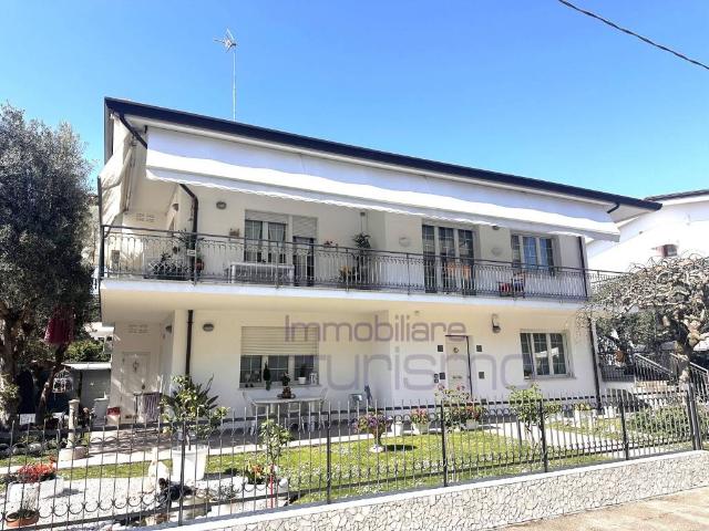 Villa Indipendente in vendita a Alba, Riccione