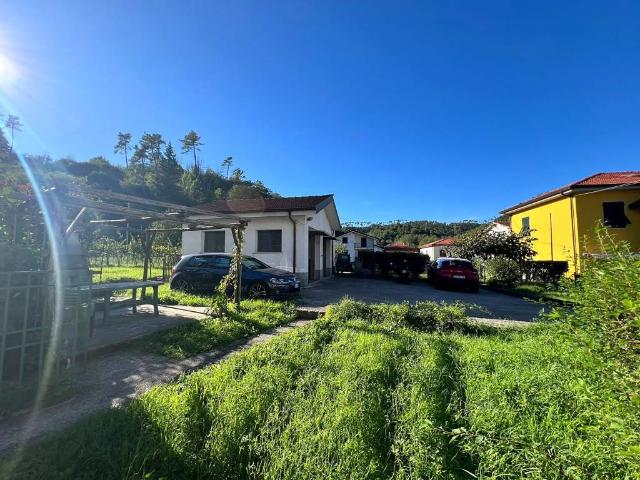 Villa Indipendente in vendita a Pian di Barca, Riccò del Golfo di Spezia