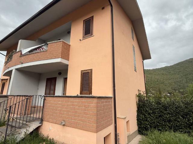 Villa Indipendente in vendita a Borgo, Rieti