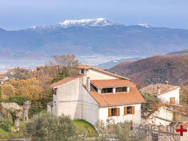 Villa Indipendente in vendita a Sant'Elia, Rieti
